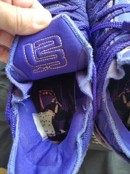 Lebron Nike  รองเท้ากีฬา บาสเกตบอล LA Lakers  รูปที่ 5