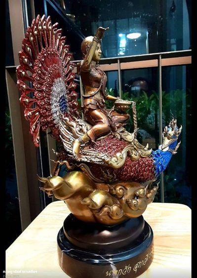 นางกวักสุภาวดี ราชินีโภคทรัพย์ เนื้อบรอนซ์ หมายเลขที่ ๙ ผลงาน อ.ชาญ บุดดาชัย กว้าง11นิ้ว ลึก7.5นิ้ว  สูง13นิ้ว รูปที่ 7