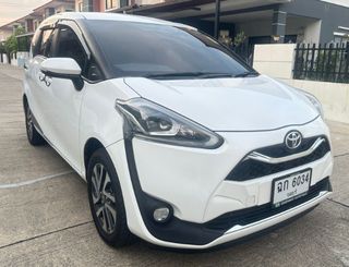 Toyota Sienta 1.5 V ปี 2019 ราคา 409,000