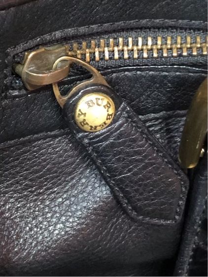 BURBERRY กระเป๋าถือหนัง Burberry Nova Check Leather สีดำ รับประกันของแท้  รูปที่ 6