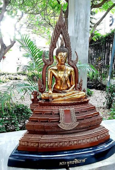 พระพุทธชินราช ราชันย์สยาม เนื้อบรอนซ์  หมายเลขที่ ๙  หน้าตัก 9นิ้ว สูง 26นิ้ว กว้าง18นิ้ว ลึก 10นิ้ว (ไม่รวมฐานหิน) รูปที่ 7