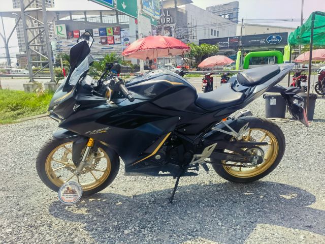 อยู่ตรงข้ามห้างเซ็นทรัลชลบุรี Honda CBR150RเบรคABS รถสภาพดี รับประกันรถ1ปี สดผ่อน รูปที่ 5
