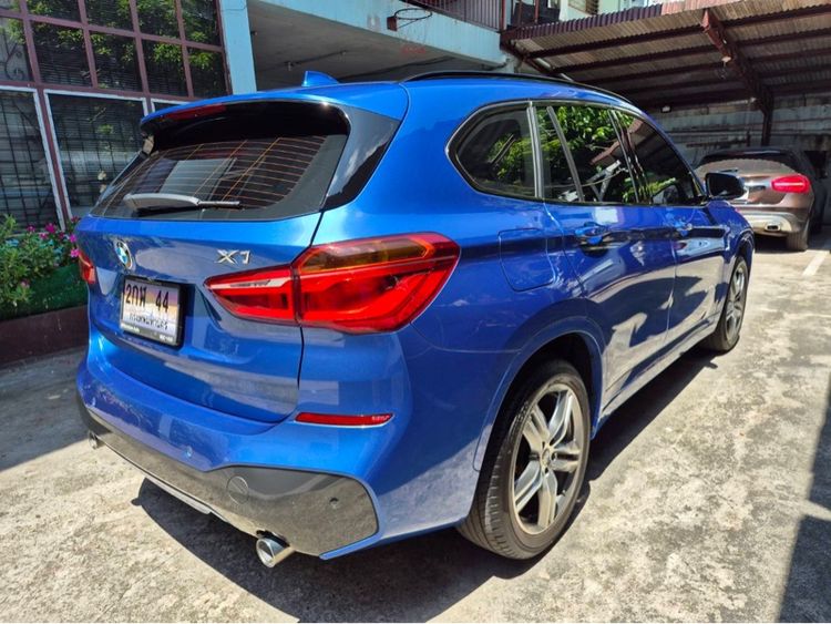 BMW X1 2018 2.0 sDrive20d M Sport Sedan ดีเซล ไม่ติดแก๊ส เกียร์อัตโนมัติ น้ำเงิน รูปที่ 4
