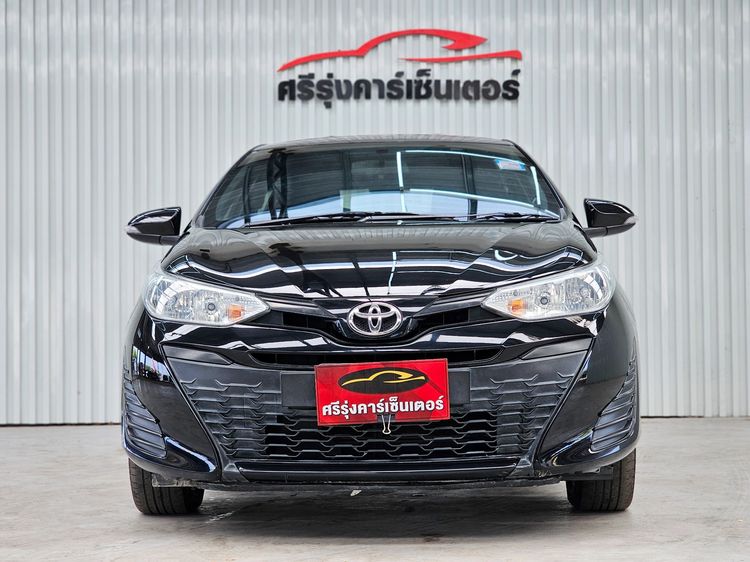Toyota Yaris 2018 1.2 E Sedan เบนซิน ไม่ติดแก๊ส เกียร์อัตโนมัติ ดำ รูปที่ 2