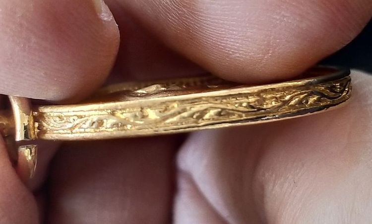 เหรียญหล่อเทิดพระเกียรติสมเด็จพระเจ้าตากสิน  วัดอรุณราชวราราม รูปที่ 9