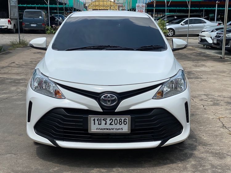 รถ Toyota Vios 1.5 Entry สี ขาว