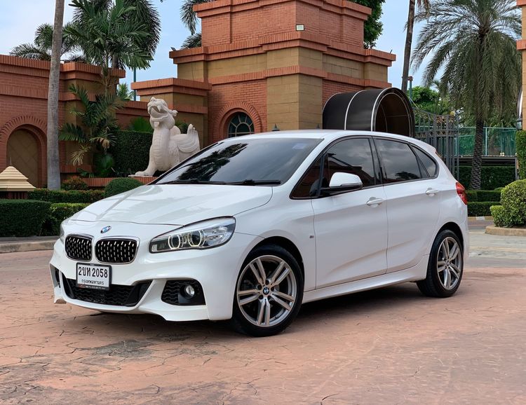 รถ BMW Series 2 218i Active Tourer สี ขาว