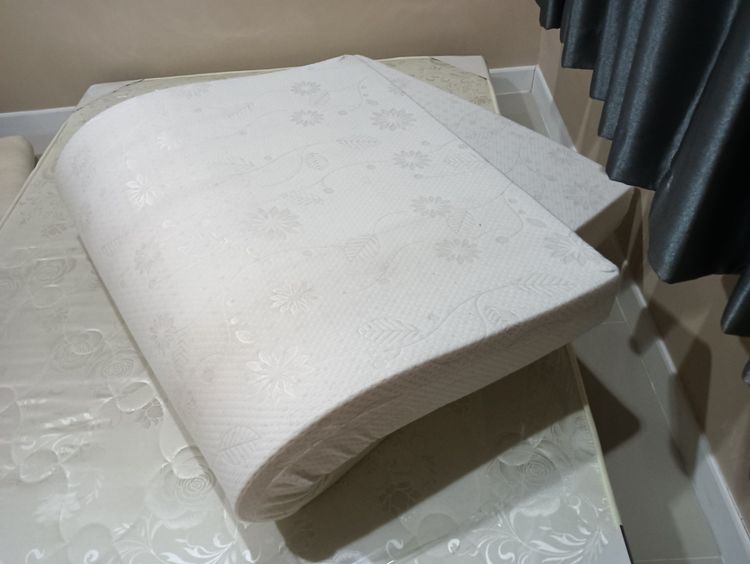 ขายที่นอน 2 หลัง  ที่นอนสปริง , ที่นอนยางพารา รูปที่ 2