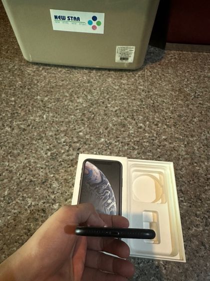 ขายไอโฟนXRสีดำ128กิ๊กแบต100ไม่ต้องเสียเงินเปลี่ยนแบตแล้วมีกล่องอีมี่ตรงไร้รอยตกสูนTrueใช้งานดีทุกๆฟังชั่นถูกๆๆๆ รูปที่ 4