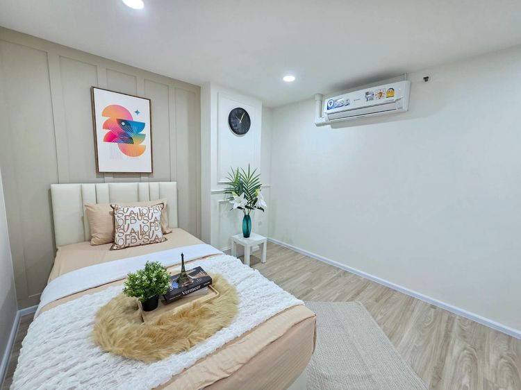 SF100 ขาย Royal วิภาวดี คอนโด จะเรียกว่า คอนโด หรือ บ้าน ดีนะ รูปที่ 3