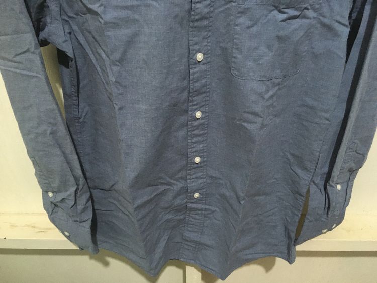 เสื้อเชิ้ตแขนยาว แบรนด์ UNIQLO สีเทาเข้ม รูปที่ 4