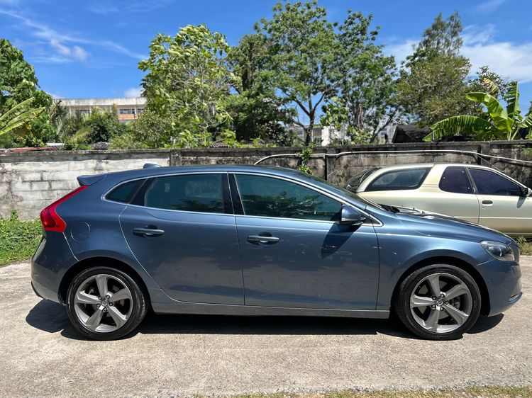Volvo V40 2013 2.0 Sedan เบนซิน ไม่ติดแก๊ส เกียร์อัตโนมัติ น้ำเงิน รูปที่ 4