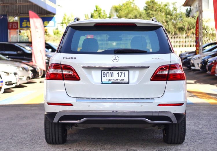 Mercedes-Benz ML-Class 2012 ML250 CDI AMG Utility-car ดีเซล ไม่ติดแก๊ส เกียร์อัตโนมัติ ขาว รูปที่ 4
