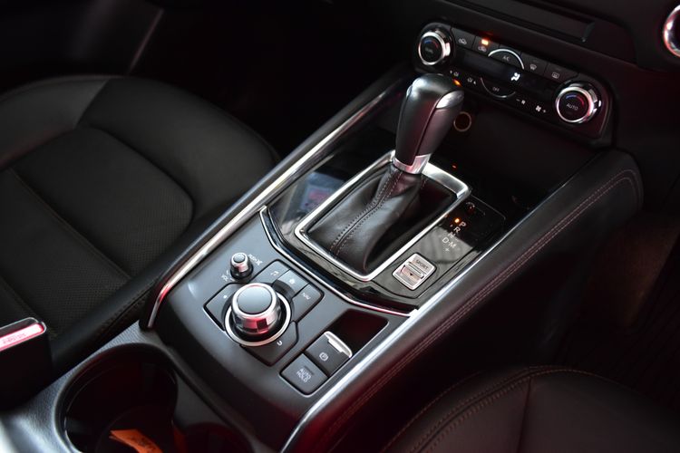Mazda CX-5 2018 2.0 S Utility-car เบนซิน ไม่ติดแก๊ส เกียร์อัตโนมัติ ดำ รูปที่ 4