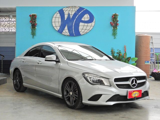รถ Mercedes-Benz CLA-Class CLA180 สี เทา