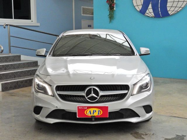 Mercedes-Benz CLA-Class 2015 CLA180 Sedan เบนซิน เกียร์อัตโนมัติ เทา รูปที่ 2