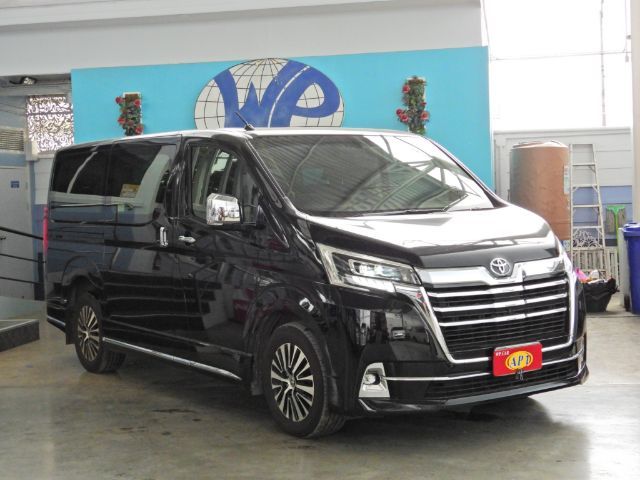 รถ Toyota Majesty 2.8 Premium สี ดำ