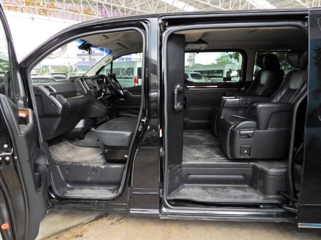Toyota Majesty 2020 2.8 Premium Van ดีเซล เกียร์อัตโนมัติ ดำ รูปที่ 4