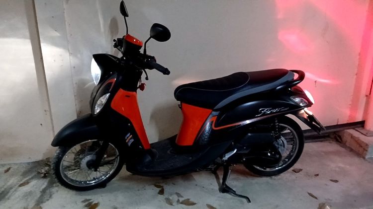 Yamaha Fino 2017 ฟีโน่มือเดียว สภาพใหม่ เดิมๆจากห้าง ปี 2560 ใช้งานน้อยมาก ไม่เคยล้มหรืออุบัติเหตุ