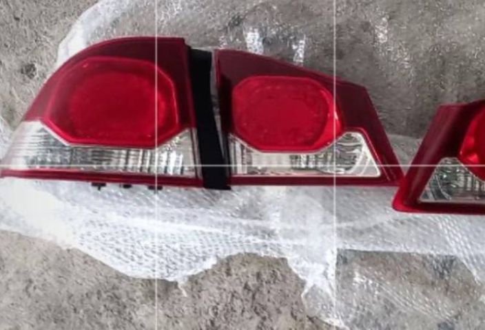 ไฟท้าย 8 เหลี่ยม แท้ CV07-12