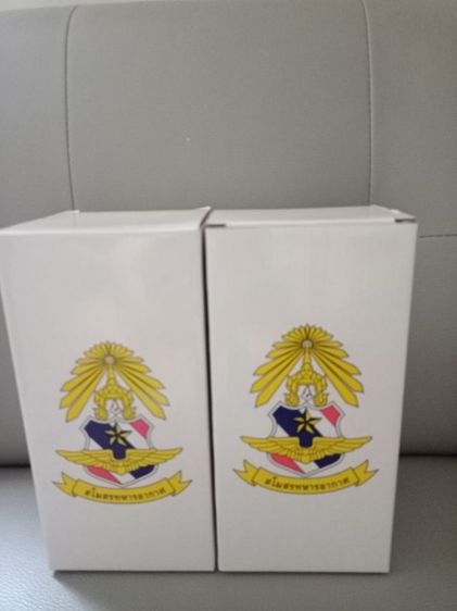 ด่วน ค่ะ ขายแก้วเยติสีเงิน สีทอง 2 ใบ ของ สโมสรทหารอากาศ ของใหม่ น่าใช้ น่าสะสมมาก ๆ ค่ะ รูปที่ 6