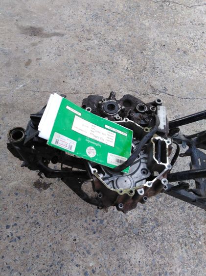 โคลง​แคร้ง​ชุด​โอน​ซูซูก​ิGSX-R150​ รูปที่ 8