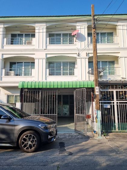 บ้านในหมู่บ้านไชโยทาวน์โฮม ซ.แบริ่ง48แยก3 ถ.สุขุมวิท107 