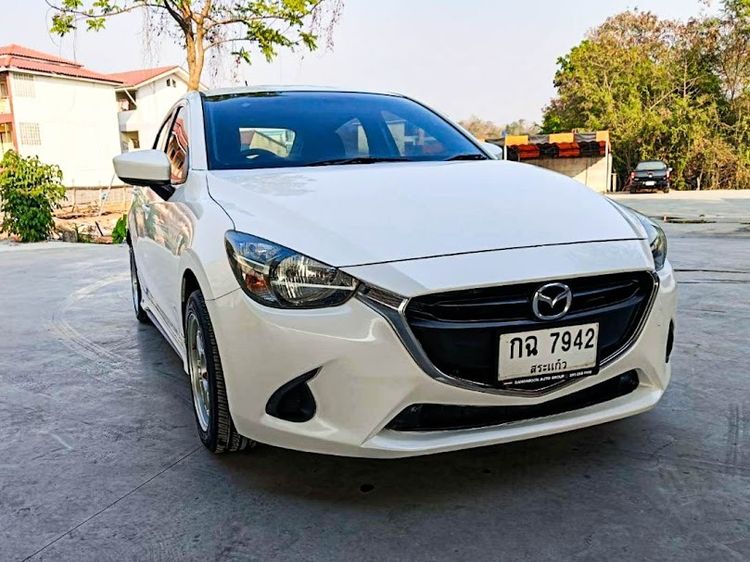 Mazda Mazda 2 2016 1.3 Sports Standard Sedan เบนซิน ไม่ติดแก๊ส เกียร์อัตโนมัติ ขาว รูปที่ 3