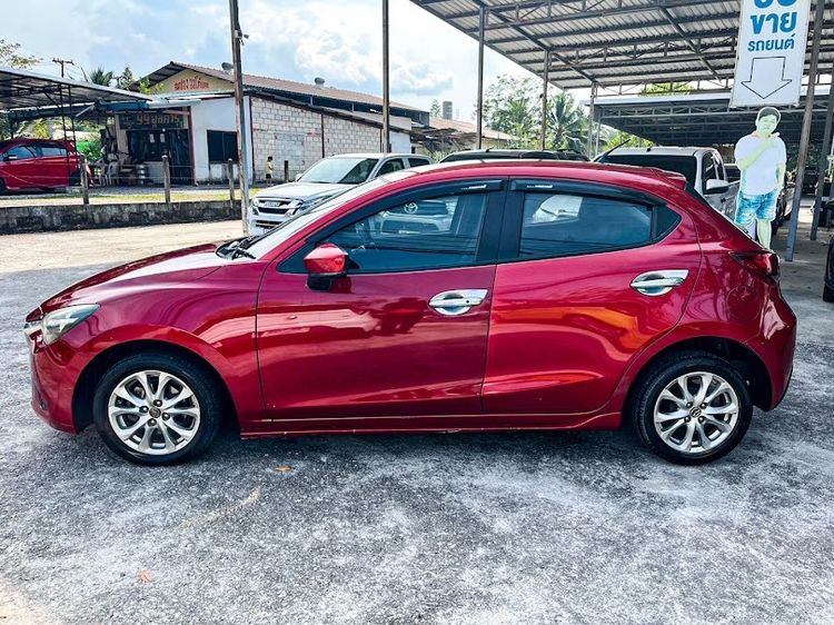 Mazda Mazda 2 2017 1.3 Sports Standard Sedan เบนซิน ไม่ติดแก๊ส เกียร์อัตโนมัติ แดง รูปที่ 4
