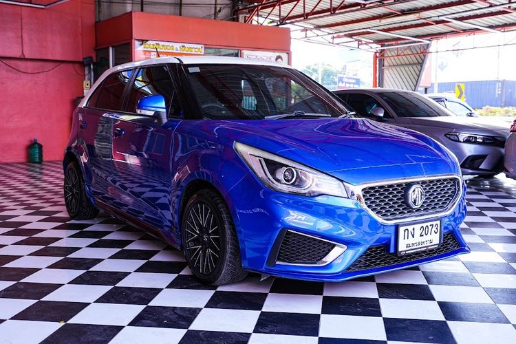 MG MG3 2019 1.5 D Sedan เบนซิน ไม่ติดแก๊ส เกียร์อัตโนมัติ น้ำเงิน รูปที่ 3