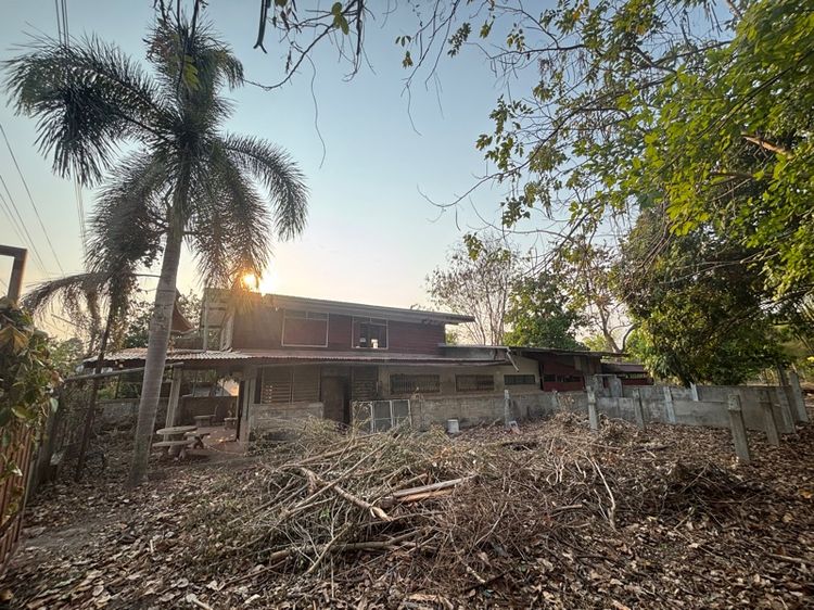 บ้านพร้อมที่ดิน  รูปที่ 2