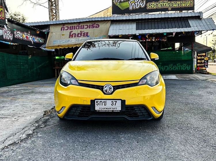 MG MG3 2015 1.5 D Sedan เบนซิน ไม่ติดแก๊ส เกียร์อัตโนมัติ เหลือง รูปที่ 2
