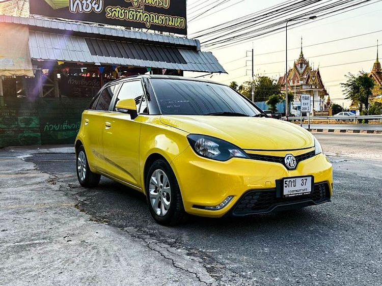 MG MG3 2015 1.5 D Sedan เบนซิน ไม่ติดแก๊ส เกียร์อัตโนมัติ เหลือง รูปที่ 3