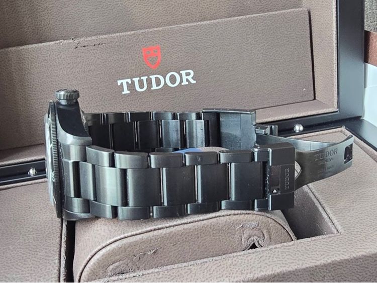 Tudor Black Bay Black PVD 41mm รูปที่ 6
