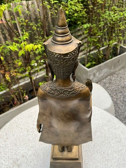 พระยืนอยุธยาทรงเครื่องปางห้ามญาติ รูปที่ 4