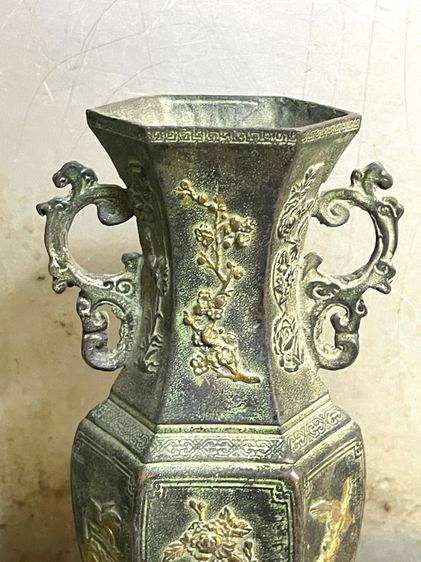 แจกัน หกเหลี่ยม ทองเหลือง ลงเขียวปัดทองสะสมA18 รูปที่ 9