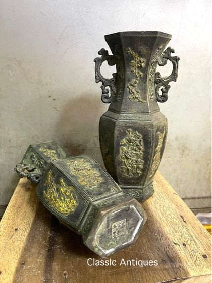 แจกัน หกเหลี่ยม ทองเหลือง ลงเขียวปัดทองสะสมA18 รูปที่ 2