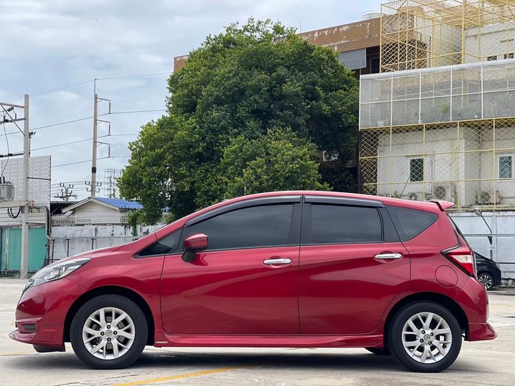 Nissan Note 2017 1.2 V Sedan เบนซิน ไม่ติดแก๊ส เกียร์อัตโนมัติ แดง รูปที่ 2