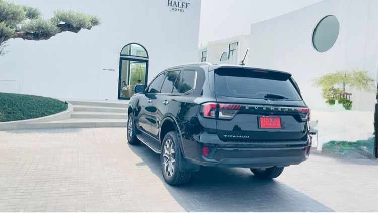 Ford Everest 2025 2.0 Titanium Plus Utility-car ดีเซล เกียร์อัตโนมัติ ดำ รูปที่ 4