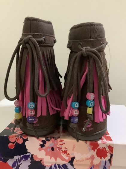 รองเท้า รูปที่ 3