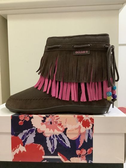 รองเท้า