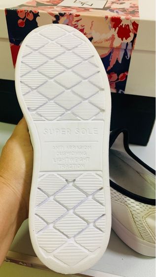 รองเท้า รูปที่ 7