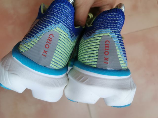 Hoka CieloX1 ไซส์40  ขนาด25 Cm ราคา 690 บาทค รูปที่ 4