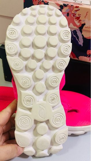 รองเท้า รูปที่ 12