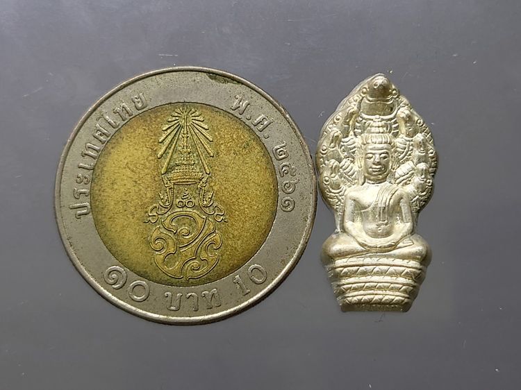 พระนาคปรก ที่ระลึกวางศิลาฤกษ์พลับพลา สมเด็จพระเทพรัตนราชสุดาฯ เนื้อเงิน ขนาดสูง 2.2 เซน วัดบวรนิเวศวิหารฯ พร้อมกล่องเดิม รูปที่ 5