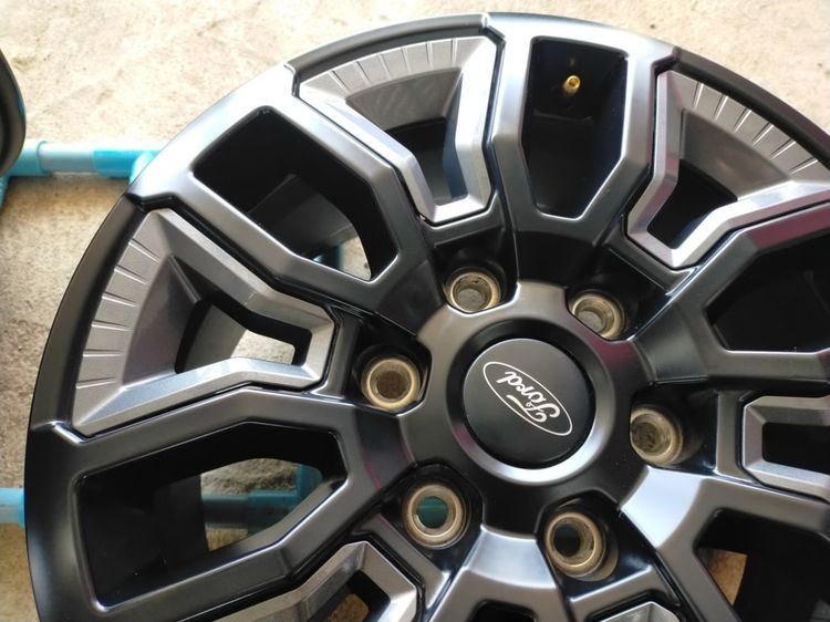 แม็กฟอร์ด ขอบ17 กว้าง7.5 et55 สีเดิมป้ายแดง ใส่เรนเจอร์ everest รูปที่ 9