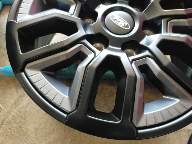 แม็กฟอร์ด ขอบ17 กว้าง7.5 et55 สีเดิมป้ายแดง ใส่เรนเจอร์ everest รูปที่ 7