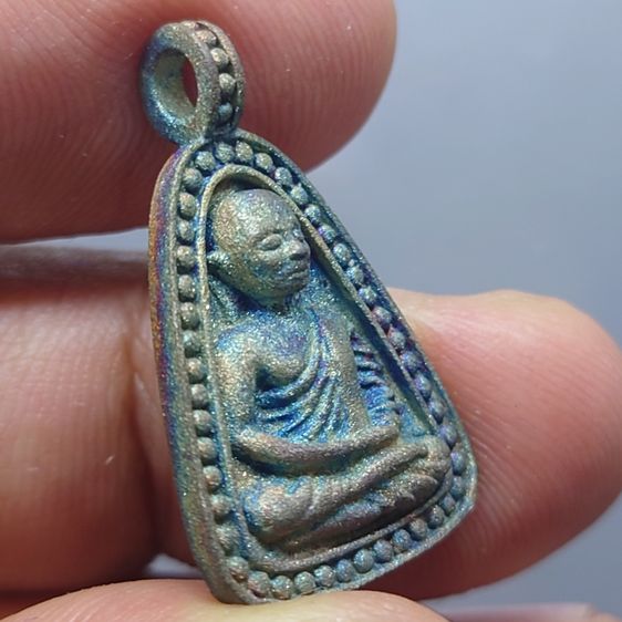 หลวงพ่อเงิน (บางคลาน) รุ่นโชติบารมี เนื้อเงิน ชุด 3 พิมพ์ พุทธาภิเษก ณ วัดหิรัญญาราม วัดบางคลาน ปี2537 พร้อมกล่องเดิม รูปที่ 7