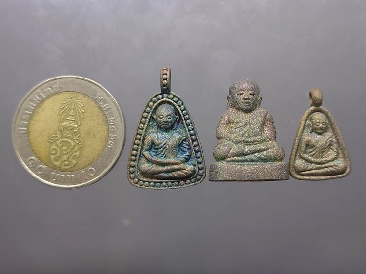 หลวงพ่อเงิน (บางคลาน) รุ่นโชติบารมี เนื้อเงิน ชุด 3 พิมพ์ พุทธาภิเษก ณ วัดหิรัญญาราม วัดบางคลาน ปี2537 พร้อมกล่องเดิม รูปที่ 9