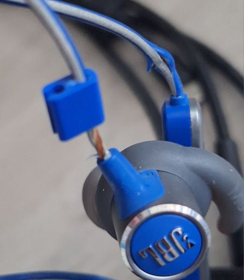 มือสอง JBL REFLECT MINI 2